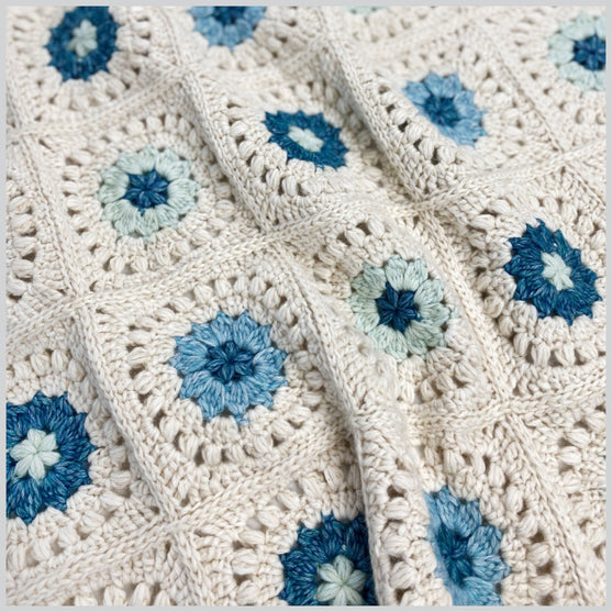 

Blossom Throw - Deken
3