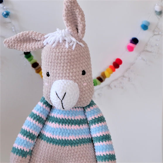

Toby de Lama
3