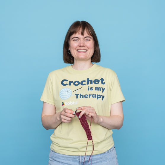 

Therapy T-shirt - Yarniis (Limited Edition) - Hobbii
2