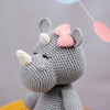

Neushoorn Hollie
3