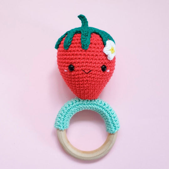Kawaii Aardbei - Rammelaar