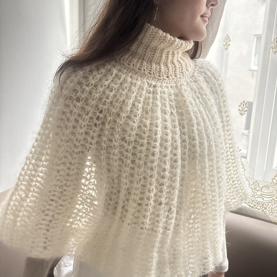 Daphne - Poncho