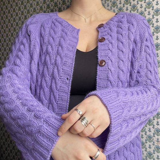 

Easy Cable Cardigan -  Vest
2