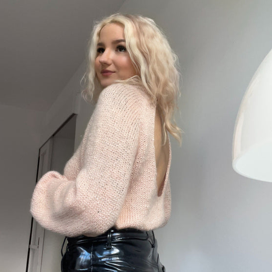 

Call Me Back - Trui
5