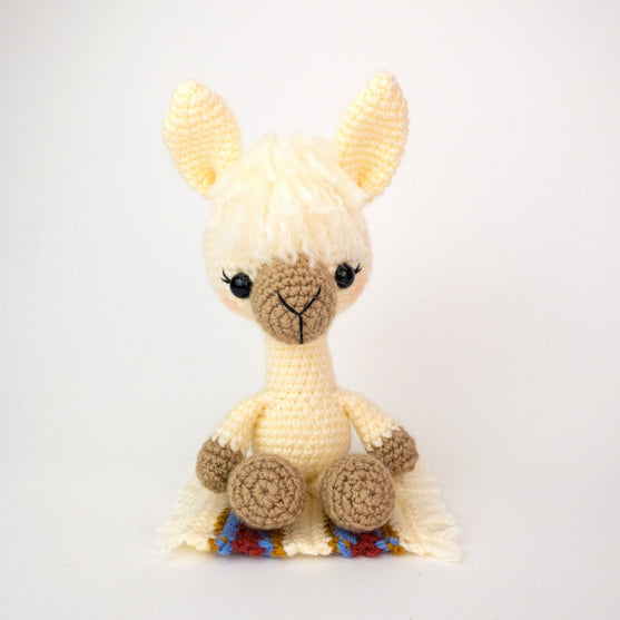 

Lucy de Lama
1