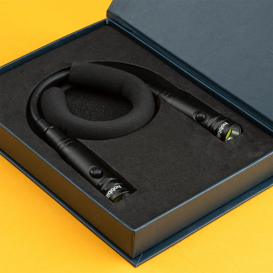 

Neklamp Deluxe - Zwart - Hobbii
5