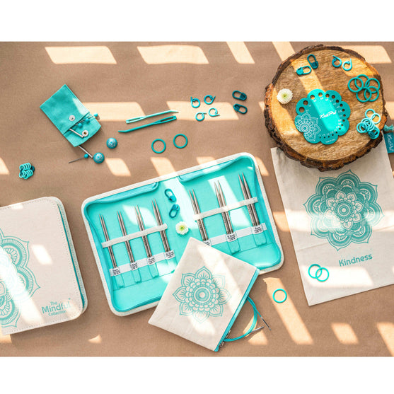 

The Kindness Set - Korte Verwisselbare rondbreinaalden - KnitPro
5