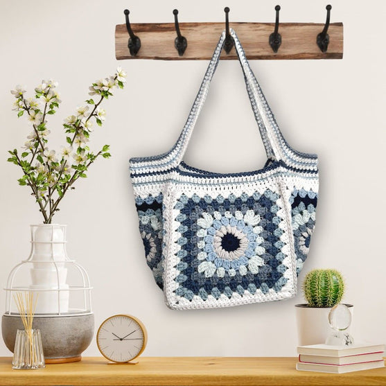 

Granny Cube - Tas
1